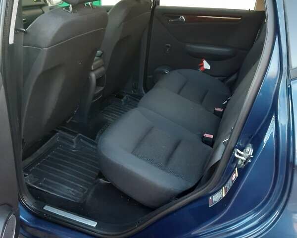 Синий Мерседес А класс, объемом двигателя 2 л и пробегом 233 тыс. км за 4500 $, фото 6 на Automoto.ua