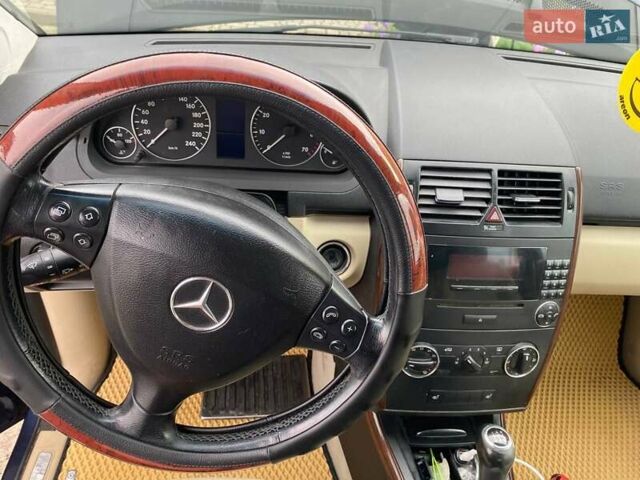Синій Мерседес А клас, об'ємом двигуна 1.4 л та пробігом 267 тис. км за 4500 $, фото 3 на Automoto.ua