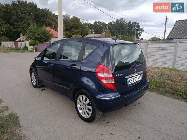 Синий Мерседес А класс, объемом двигателя 2 л и пробегом 160 тыс. км за 3700 $, фото 10 на Automoto.ua