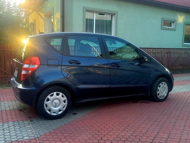 Синій Мерседес А клас, об'ємом двигуна 1.5 л та пробігом 180 тис. км за 4150 $, фото 3 на Automoto.ua