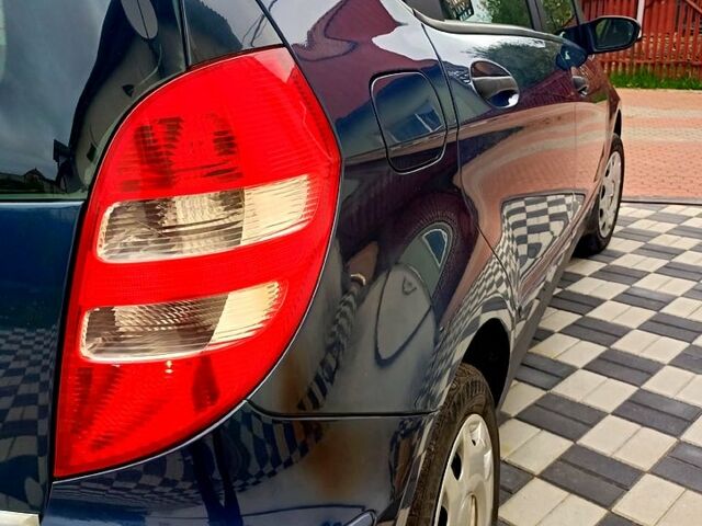 Синій Мерседес А клас, об'ємом двигуна 1.5 л та пробігом 260 тис. км за 3950 $, фото 3 на Automoto.ua