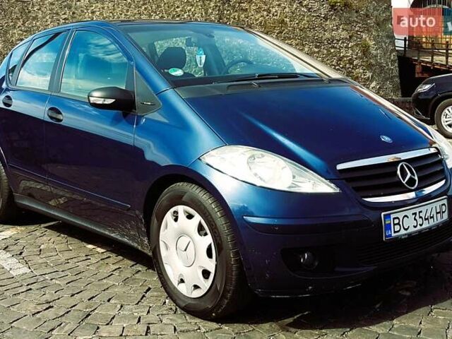 Синий Мерседес А класс, объемом двигателя 2 л и пробегом 317 тыс. км за 4190 $, фото 6 на Automoto.ua