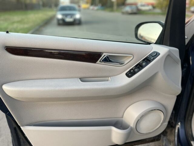 Синий Мерседес А класс, объемом двигателя 2 л и пробегом 150 тыс. км за 4000 $, фото 17 на Automoto.ua