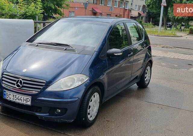 Синий Мерседес А класс, объемом двигателя 2 л и пробегом 317 тыс. км за 4190 $, фото 5 на Automoto.ua