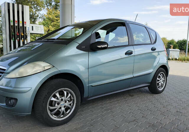 Синий Мерседес А класс, объемом двигателя 1.5 л и пробегом 120 тыс. км за 5500 $, фото 2 на Automoto.ua