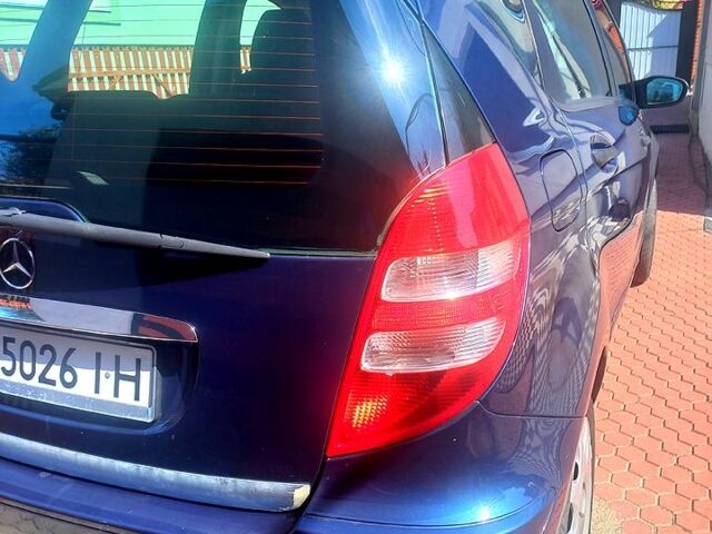 Синій Мерседес А клас, об'ємом двигуна 1.5 л та пробігом 180 тис. км за 4150 $, фото 7 на Automoto.ua