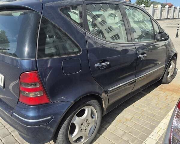 Синій Мерседес А клас, об'ємом двигуна 1.69 л та пробігом 260 тис. км за 3900 $, фото 7 на Automoto.ua