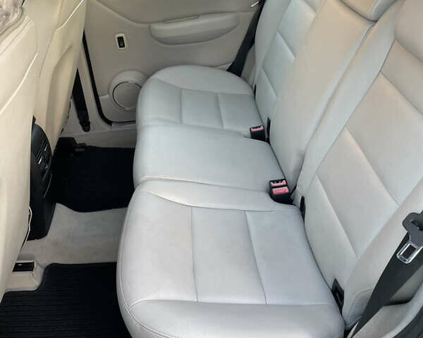 Синий Мерседес А класс, объемом двигателя 2.03 л и пробегом 200 тыс. км за 4000 $, фото 4 на Automoto.ua