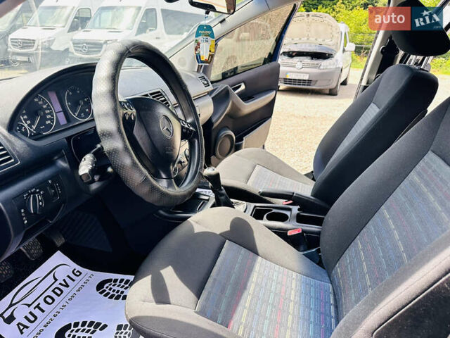 Синий Мерседес А класс, объемом двигателя 2 л и пробегом 265 тыс. км за 4900 $, фото 15 на Automoto.ua