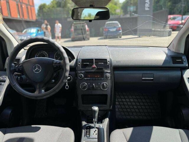 Синій Мерседес А клас, об'ємом двигуна 2 л та пробігом 174 тис. км за 6600 $, фото 11 на Automoto.ua