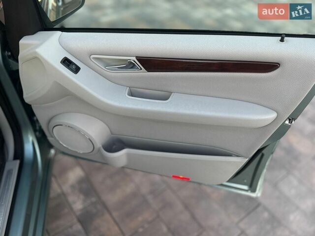 Синій Мерседес А клас, об'ємом двигуна 1.7 л та пробігом 147 тис. км за 5500 $, фото 36 на Automoto.ua