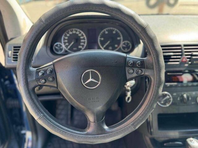 Синій Мерседес А клас, об'ємом двигуна 2 л та пробігом 174 тис. км за 6600 $, фото 10 на Automoto.ua