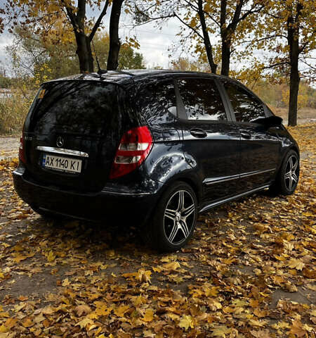 Синий Мерседес А класс, объемом двигателя 1.7 л и пробегом 194 тыс. км за 5900 $, фото 4 на Automoto.ua
