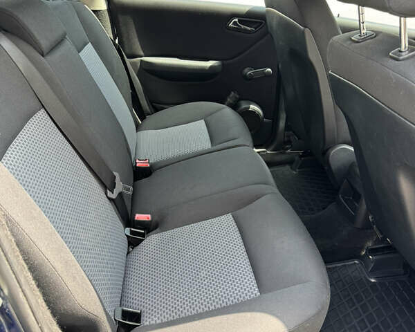 Синий Мерседес А класс, объемом двигателя 2 л и пробегом 174 тыс. км за 6500 $, фото 21 на Automoto.ua