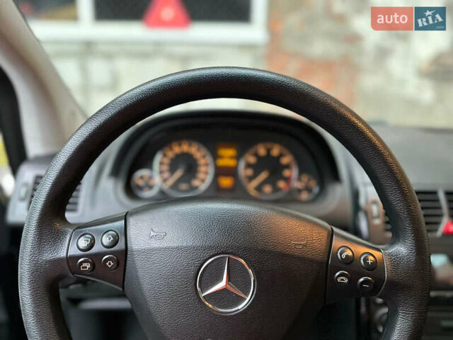 Синий Мерседес А класс, объемом двигателя 1.5 л и пробегом 240 тыс. км за 3699 $, фото 22 на Automoto.ua