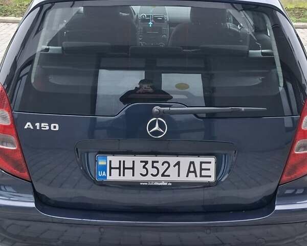Синий Мерседес А класс, объемом двигателя 1.5 л и пробегом 188 тыс. км за 5200 $, фото 5 на Automoto.ua