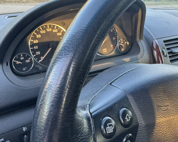 Синій Мерседес А клас, об'ємом двигуна 1.5 л та пробігом 136 тис. км за 4600 $, фото 17 на Automoto.ua