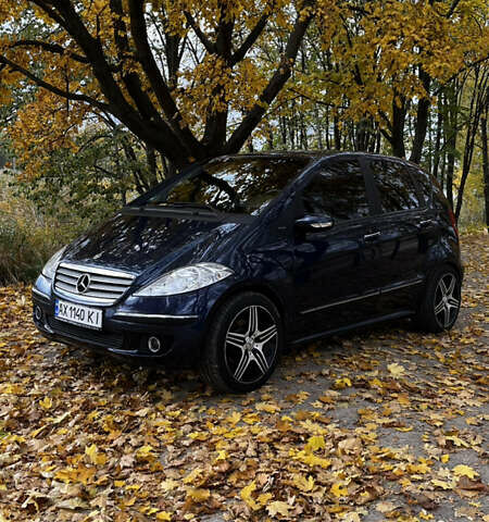 Синий Мерседес А класс, объемом двигателя 1.7 л и пробегом 194 тыс. км за 5900 $, фото 1 на Automoto.ua