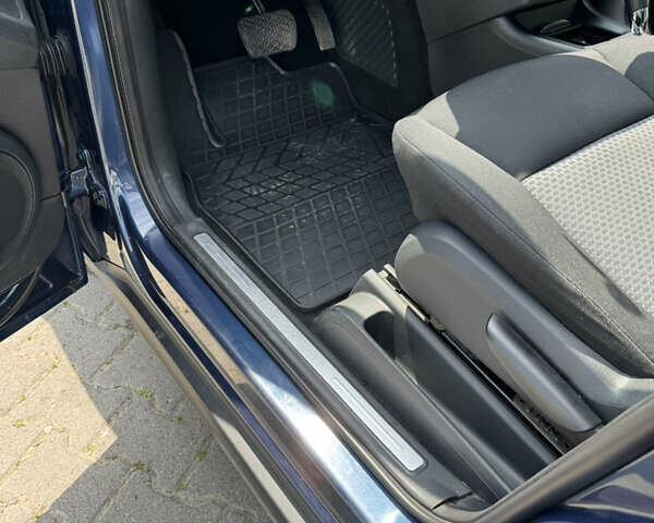 Синий Мерседес А класс, объемом двигателя 2 л и пробегом 174 тыс. км за 6500 $, фото 30 на Automoto.ua