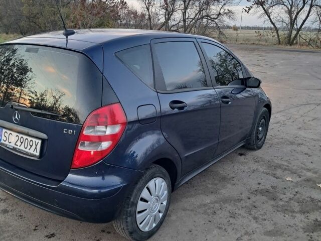 Мерседес А класс 2005 в Овидиополе на Automoto.ua Синий Мерседес А класс, объемом двигателя 0 л и пробегом 299 тыс. км за 1950 $, фото 4 на Automoto.ua