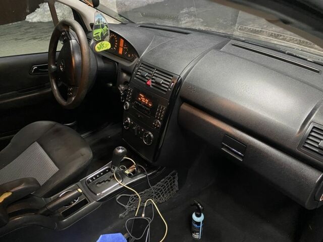 Синий Мерседес А класс, объемом двигателя 2 л и пробегом 259 тыс. км за 4900 $, фото 2 на Automoto.ua