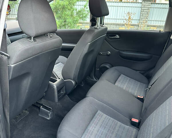 Синій Мерседес А клас, об'ємом двигуна 1.99 л та пробігом 155 тис. км за 4900 $, фото 14 на Automoto.ua