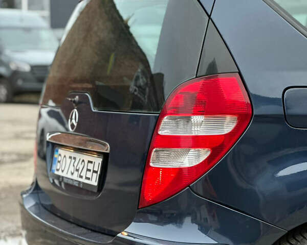 Синий Мерседес А класс, объемом двигателя 1.5 л и пробегом 240 тыс. км за 3699 $, фото 16 на Automoto.ua