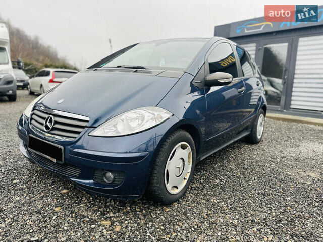 Синий Мерседес А класс, объемом двигателя 2 л и пробегом 265 тыс. км за 4900 $, фото 1 на Automoto.ua