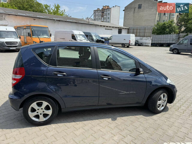 Синій Мерседес А клас, об'ємом двигуна 2 л та пробігом 174 тис. км за 6700 $, фото 44 на Automoto.ua