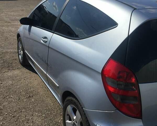 Синій Мерседес А клас, об'ємом двигуна 1.7 л та пробігом 180 тис. км за 6600 $, фото 2 на Automoto.ua