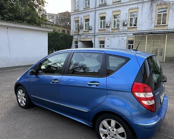 Синій Мерседес А клас, об'ємом двигуна 2 л та пробігом 236 тис. км за 6500 $, фото 6 на Automoto.ua