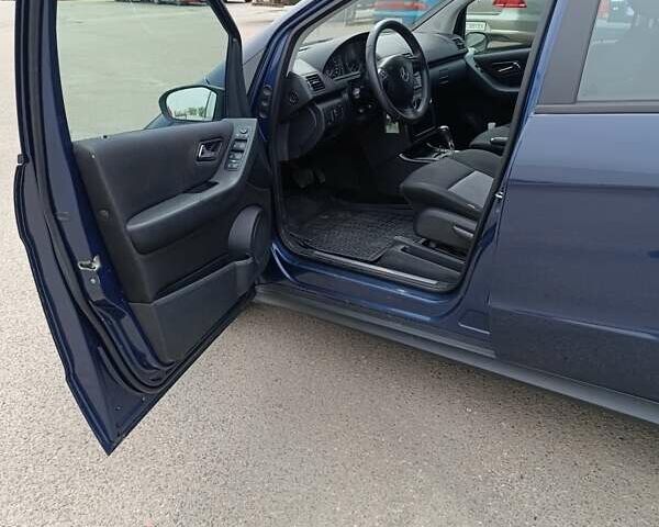 Мерседес А класс 2006 в Львове на Automoto.ua Синий Мерседес А класс, объемом двигателя 1.5 л и пробегом 197 тыс. км за 4200 $, фото 8 на Automoto.ua