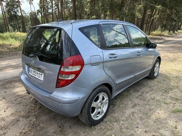Синий Мерседес А класс, объемом двигателя 2 л и пробегом 225 тыс. км за 3950 $, фото 7 на Automoto.ua