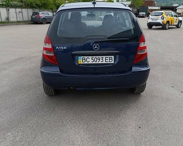 Мерседес А класс 2006 в Львове на Automoto.ua Синий Мерседес А класс, объемом двигателя 1.5 л и пробегом 197 тыс. км за 4200 $, фото 4 на Automoto.ua
