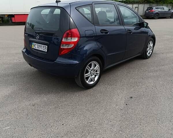 Мерседес А класс 2006 в Львове на Automoto.ua Синий Мерседес А класс, объемом двигателя 1.5 л и пробегом 197 тыс. км за 4200 $, фото 3 на Automoto.ua