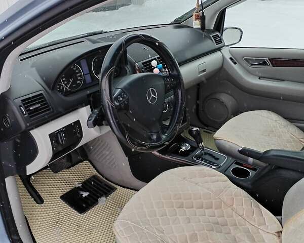 Синий Мерседес А класс, объемом двигателя 1.7 л и пробегом 281 тыс. км за 5800 $, фото 6 на Automoto.ua
