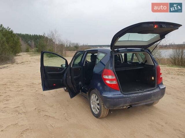 Синий Мерседес А класс, объемом двигателя 1.5 л и пробегом 310 тыс. км за 4200 $, фото 5 на Automoto.ua