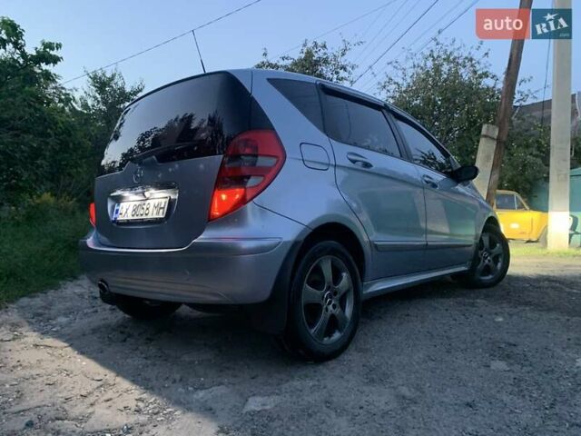 Синий Мерседес А класс, объемом двигателя 1.5 л и пробегом 170 тыс. км за 6000 $, фото 7 на Automoto.ua