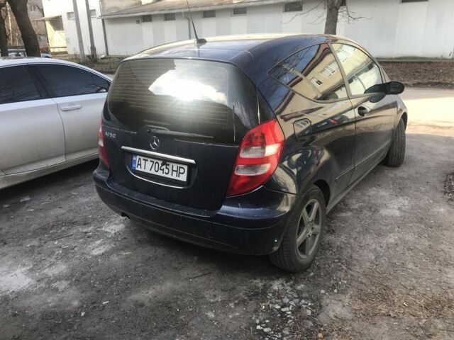 Синий Мерседес А класс, объемом двигателя 1.5 л и пробегом 221 тыс. км за 4500 $, фото 2 на Automoto.ua