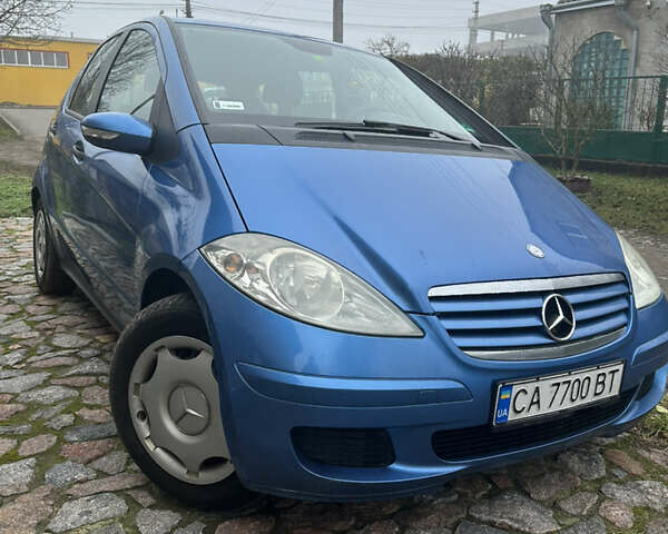 Синий Мерседес А класс, объемом двигателя 1.99 л и пробегом 306 тыс. км за 3800 $, фото 2 на Automoto.ua
