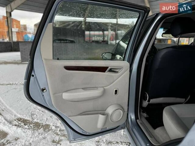 Синій Мерседес А клас, об'ємом двигуна 1.99 л та пробігом 226 тис. км за 6599 $, фото 25 на Automoto.ua