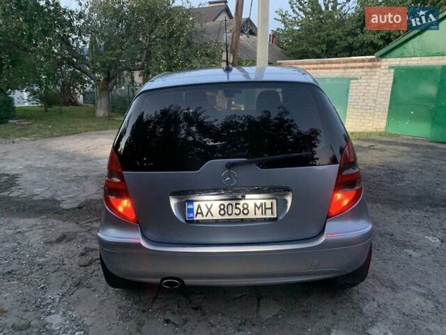 Синий Мерседес А класс, объемом двигателя 1.5 л и пробегом 170 тыс. км за 6000 $, фото 4 на Automoto.ua