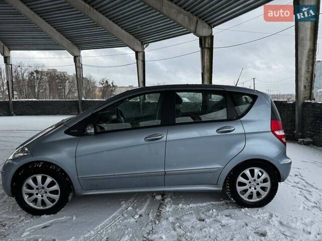 Синій Мерседес А клас, об'ємом двигуна 1.99 л та пробігом 226 тис. км за 6599 $, фото 4 на Automoto.ua