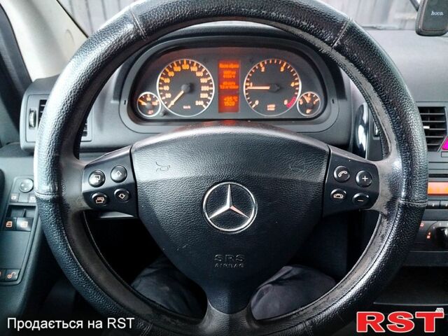 Синій Мерседес А клас, об'ємом двигуна 2 л та пробігом 256 тис. км за 4999 $, фото 12 на Automoto.ua