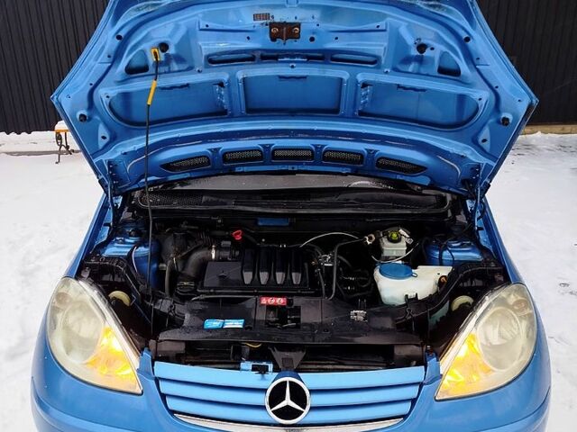 Синій Мерседес А клас, об'ємом двигуна 2 л та пробігом 256 тис. км за 4999 $, фото 6 на Automoto.ua