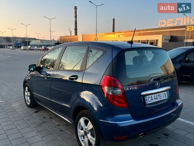 Синий Мерседес А класс, объемом двигателя 1.5 л и пробегом 145 тыс. км за 5500 $, фото 2 на Automoto.ua