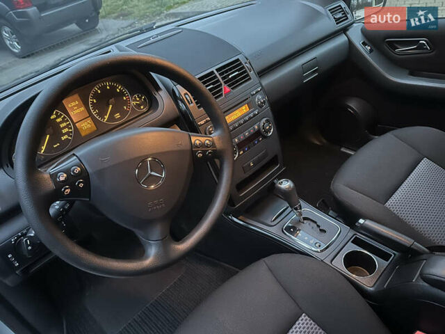 Синій Мерседес А клас, об'ємом двигуна 1.5 л та пробігом 139 тис. км за 5299 $, фото 17 на Automoto.ua