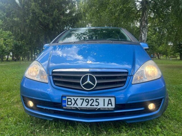 Синий Мерседес А класс, объемом двигателя 2 л и пробегом 290 тыс. км за 4999 $, фото 2 на Automoto.ua