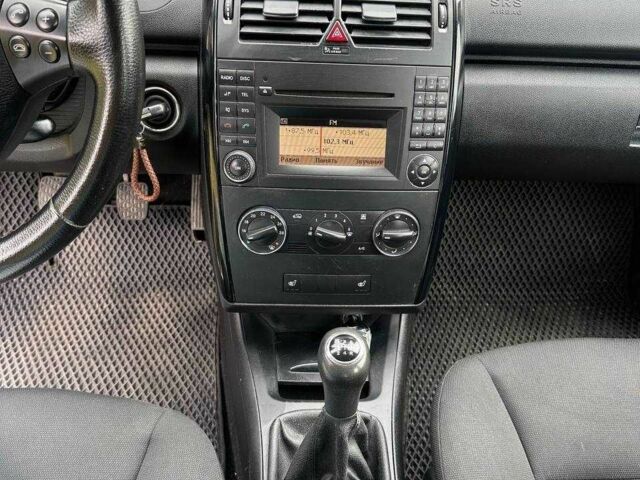 Синий Мерседес А класс, объемом двигателя 2 л и пробегом 290 тыс. км за 4999 $, фото 7 на Automoto.ua