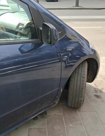 Мерседес А класс 2009 в Житомире на Automoto.ua Синий Мерседес А класс, объемом двигателя 1.7 л и пробегом 153 тыс. км за 7500 $, фото 8 на Automoto.ua